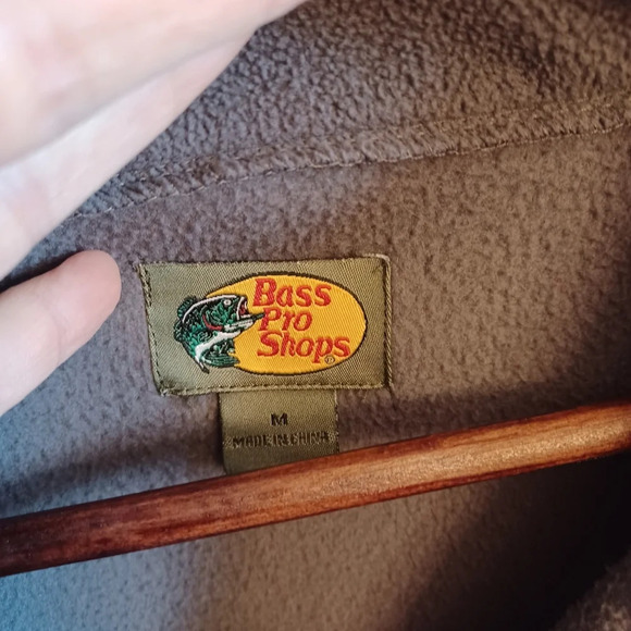 Bass Pro Shop fleece jacket men's size medium - Picture 5 of 6